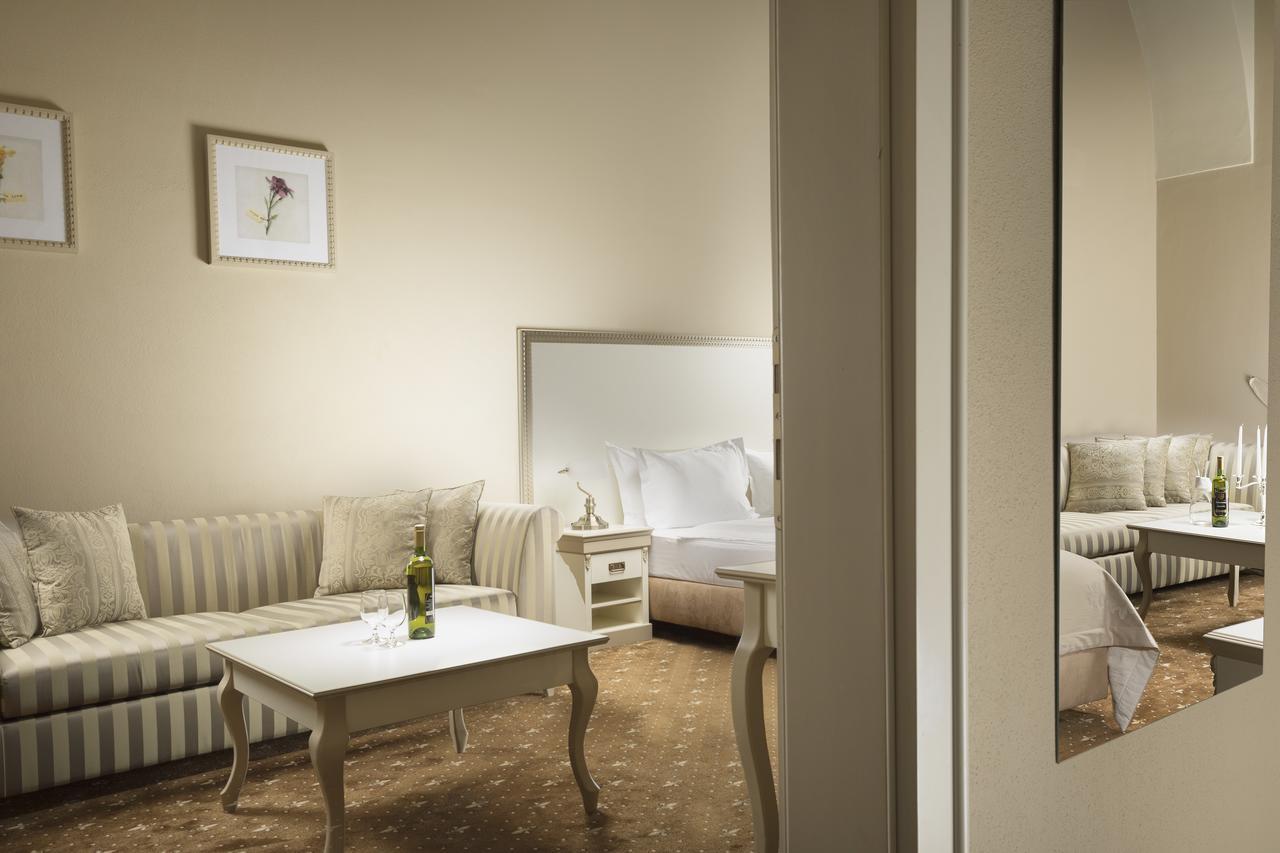 Gino Park Palace Hotel Považská Bystrica